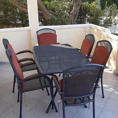 Apartment By The Sea - Donja, Rab - 15983 *