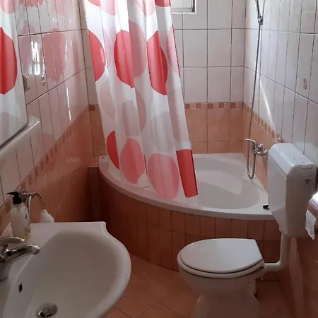 By The Sea - Donja, Rab - 15983 Apartment *